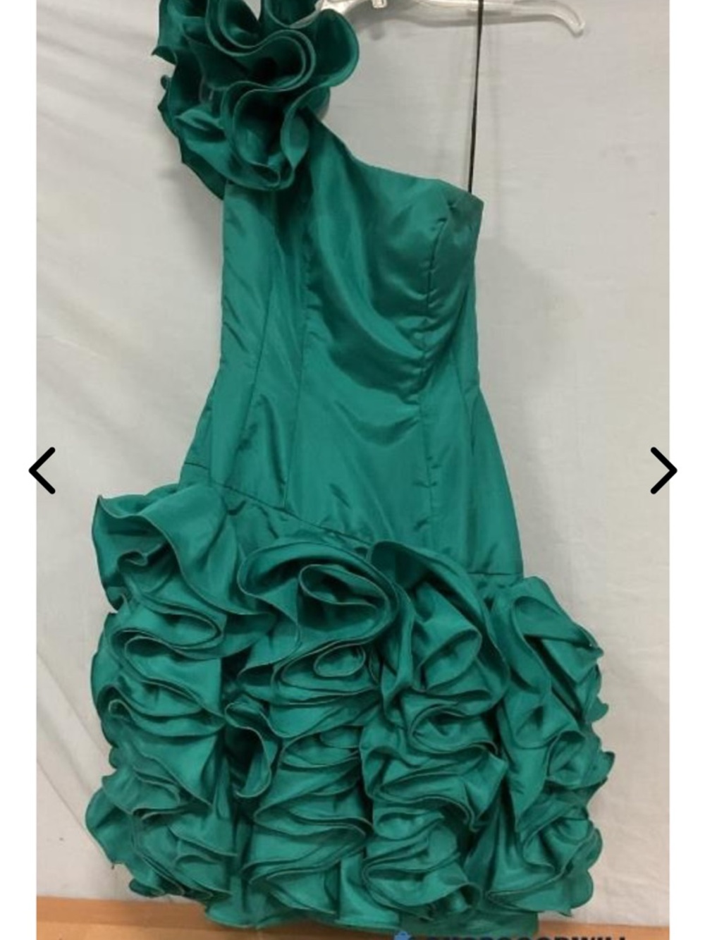 Green One-Shoulder Ruffle Cocktail mini Dress